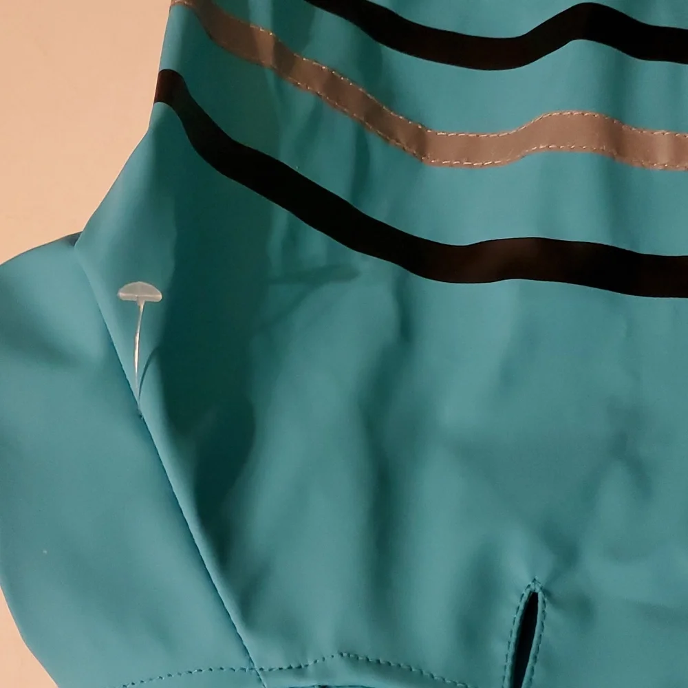 New Rain jacket dog M with hood and zip closure on underside and reflective
